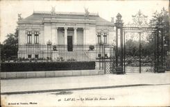 CPA Laval el museo de artes hermosos