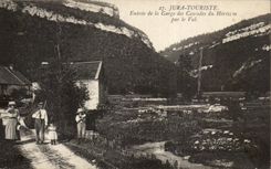 CPA the Jura Tourist Entrance of the Falls of the Cascades of the Hedgehog by the Valley