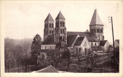 La iglesia de CPA Morienval Oise dimensiona la iglesia vieja nortena de la abadia de benedictinos