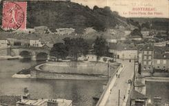 CPA Montereau Earth Full with the Bridges