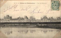 CPA Chateau de Fontainebleau Vue du Parterre