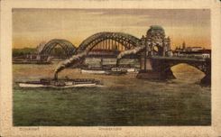 CPA Dusseldorf Rheinbrucke Bateau