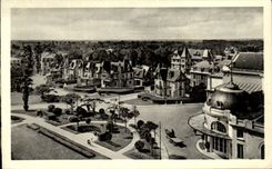 CPA Cabourg Les Jardins du Casino et les Villas (Viraut et Mauclere arch)