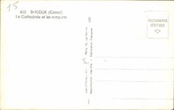 CPA Saint Flour (Cantal) the Cathedral and walls