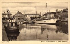 CPA Le havre Bassin Du Commerce et Place Gambetta Bateaux Honfleur 