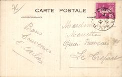 CPA Le Havre Le semaphore Les remorqueurs a la jetee Bateaux