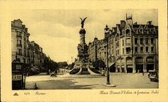 CPA Reims Places Drouet Erlon and fountain