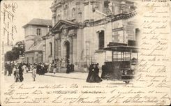 CPA Fontainebleau Sortie de l Eglise