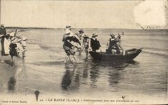 CPA La Baule Loading for a walk at sea Children