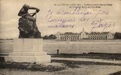 CPA Croisic the Monument has Herve Rlelle and Marine Hospital of Peir Bron