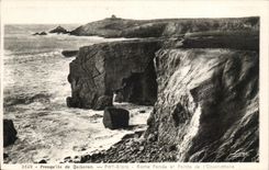 CPA Presqu ile de Quiberon Port Blanc Roche Percee et Pointe de l Observotoire