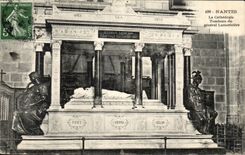 CPA Nantes the Cathedral Tomb of general Lamoriciere