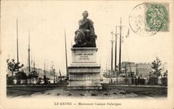 CPA Le Havre Monument Casimir Delavigne Boat