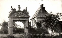 CPSM Sorel Moussel Ruines du Chateau de Sorel