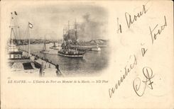 CPA Le Havre Entrance of the Port Moment of the Tide Sailing Boat