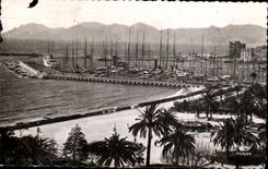 CPA Interior Cannes of the Port and Estere Boats