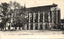 CPA Chartres L Eglise saint Pierre