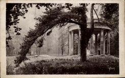 CPA Versailles Petit Trianon Temple de l Armour