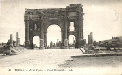 CPA Timgad Arc de Trajan Facade Occidentale
