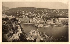 Puerto azul de la entrada Francia de las dimensiones suaves de CPA Niza hacia el montaje del boro