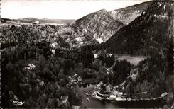 CPA Jump of Doubs (Doubs) Terminus of the Basins seen of Chatelard