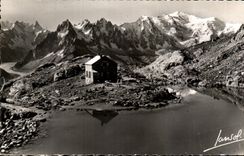 CPA Chamonix el refugio del lago blanco la cadena de las agujas y de Mont Blanc