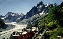 CPA Chamonix Mont Blanc Chemin de fer de Montenvers Mer de glace Grandes Jorasses Dent du geant Grands Charmoz