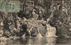 CPA Environs de Gerardmer La Cascade du saut des cuves