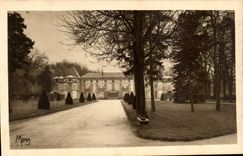 CPA Castle Of Malmaison Frontage of the Castle celabre by the memories of Napoleon ler and Josephine empress