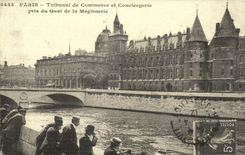 REPRO Paris Tribunal de Commerce et Conciergerie pris du Quai de la Megisserie