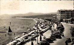 CPsM Le Lavandou La Plage