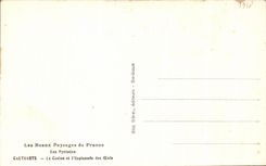 CPA Les Beaux Paysages de France Les Pyrenees Cauterets Le Casino et I Esplanade des