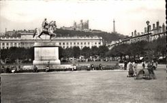 CPA Lyon Places Bellecour and Fourviere