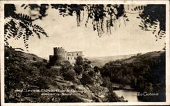 CPA Levieux Chateau Feodal de Chouvigny Dominant la Sioule vichy