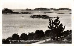CPA Dinard St Enogat Vue Vers le Fort de Harbour et I'Ile de Cezembre
