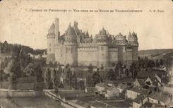 CPA Chateau De Pierrefonds Vue Prise De La Route De Villers Cotterets