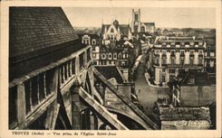 CPA Troyes Vue prise de l'Eglise Saint Jean
