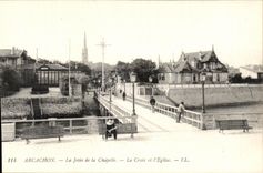 CPA Arcachon La Jetee de la Chapelle La Croix et l'Eglise