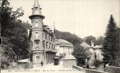 CPA Bagnoles De L'Orne Rue Des Bains Pavillon du Roc an Chien