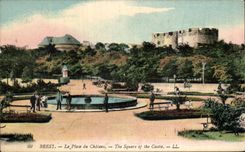 CPA Brest La Place du Chateau The Square of the Castle