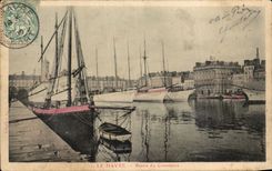 CPA Le Havre Bassin du Commerce Bateaux