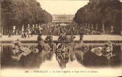 CPA Versailles Le Char d'Apollon le Tapis Vert et le Chateau