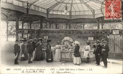 CPA Vichy La Source Mesdames Debit