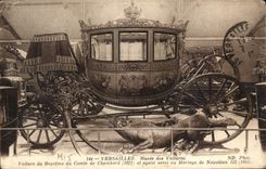 CPA versailles musee des voitures voiture du bapteme du comte de chambord et ayant servi au mariage de napoleon 