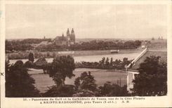 CPA Panorama du Golf et la Cathedrale de Tours Vus de la Cote Fleurie Sainte Radegonde Pres Tours
