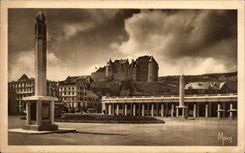 CPA Dieppe Esplanade du casino et le vieux chateau