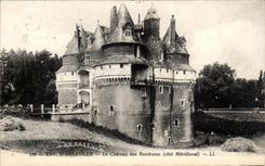 CPA Env D'abbeville le chateau des Rambures 