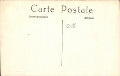 CPA Tours La Gare construite par Laloux architecte sur les Pylones statues de Mantes et Limoges par Hugues