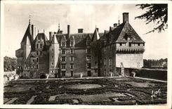 CPA Langeais Le Chateau sur les Jardins