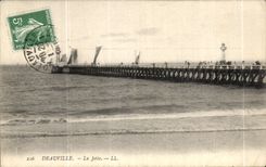 CPA Deauville La Jetee